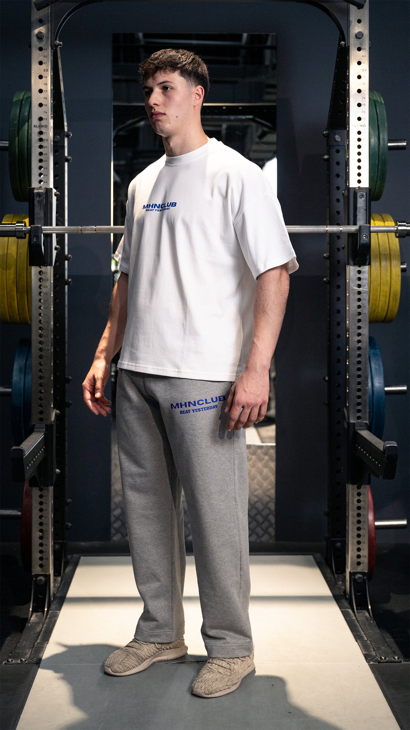 MHN ESSENTIAL TEE
