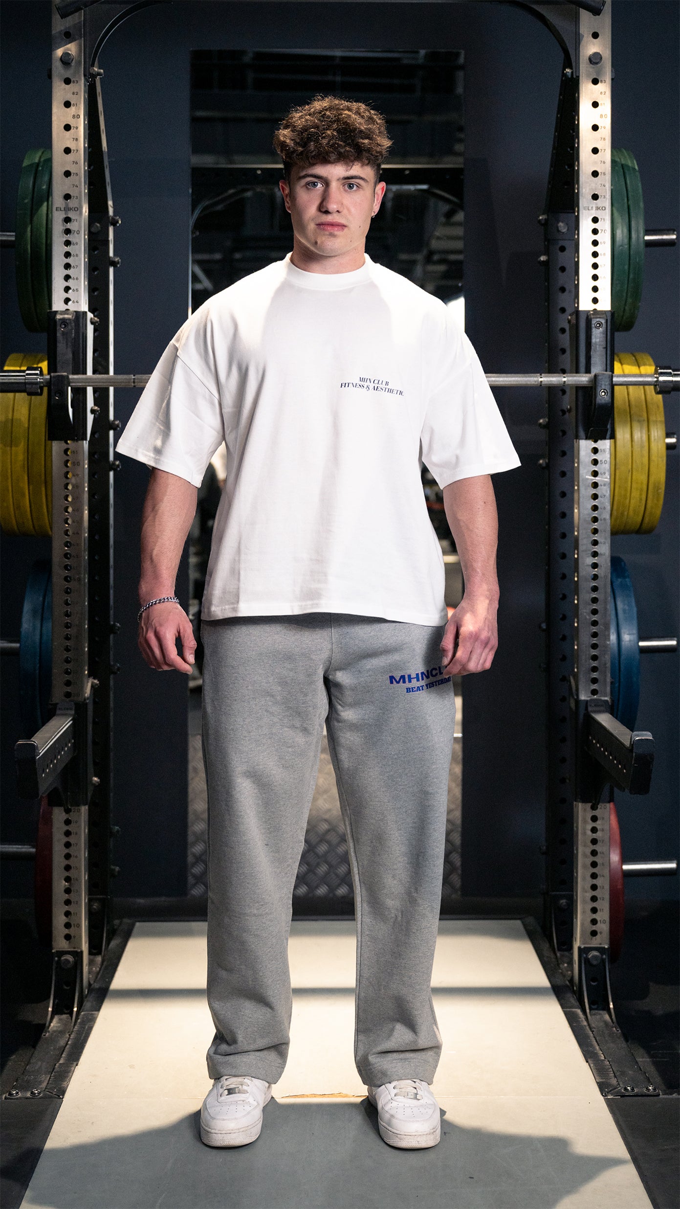 AESTHETIC CHAMPION TEE