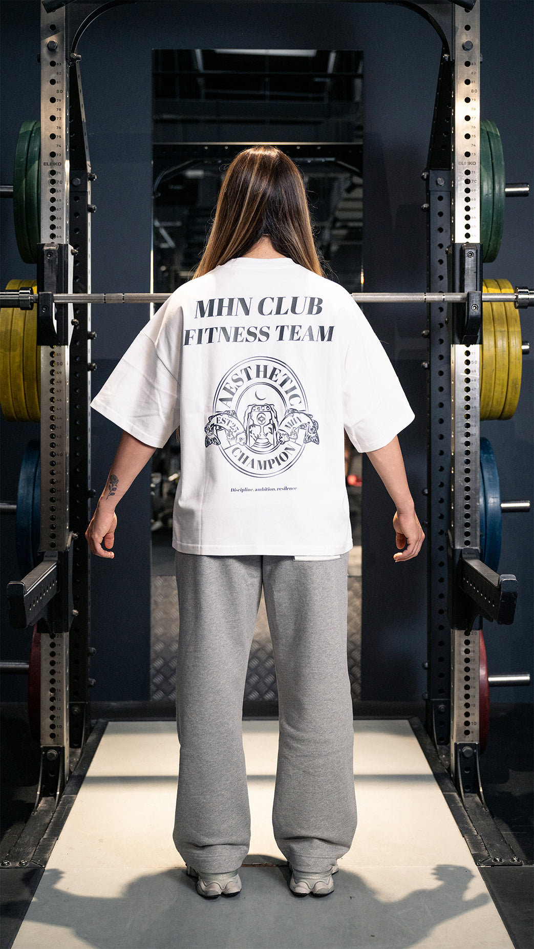 AESTHETIC CHAMPION TEE