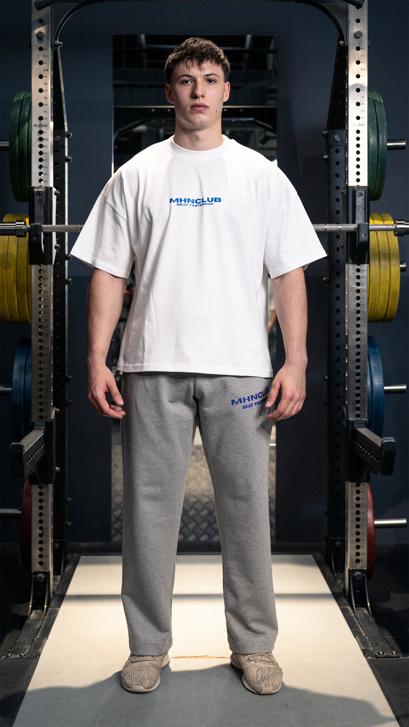 MHN ESSENTIAL TEE