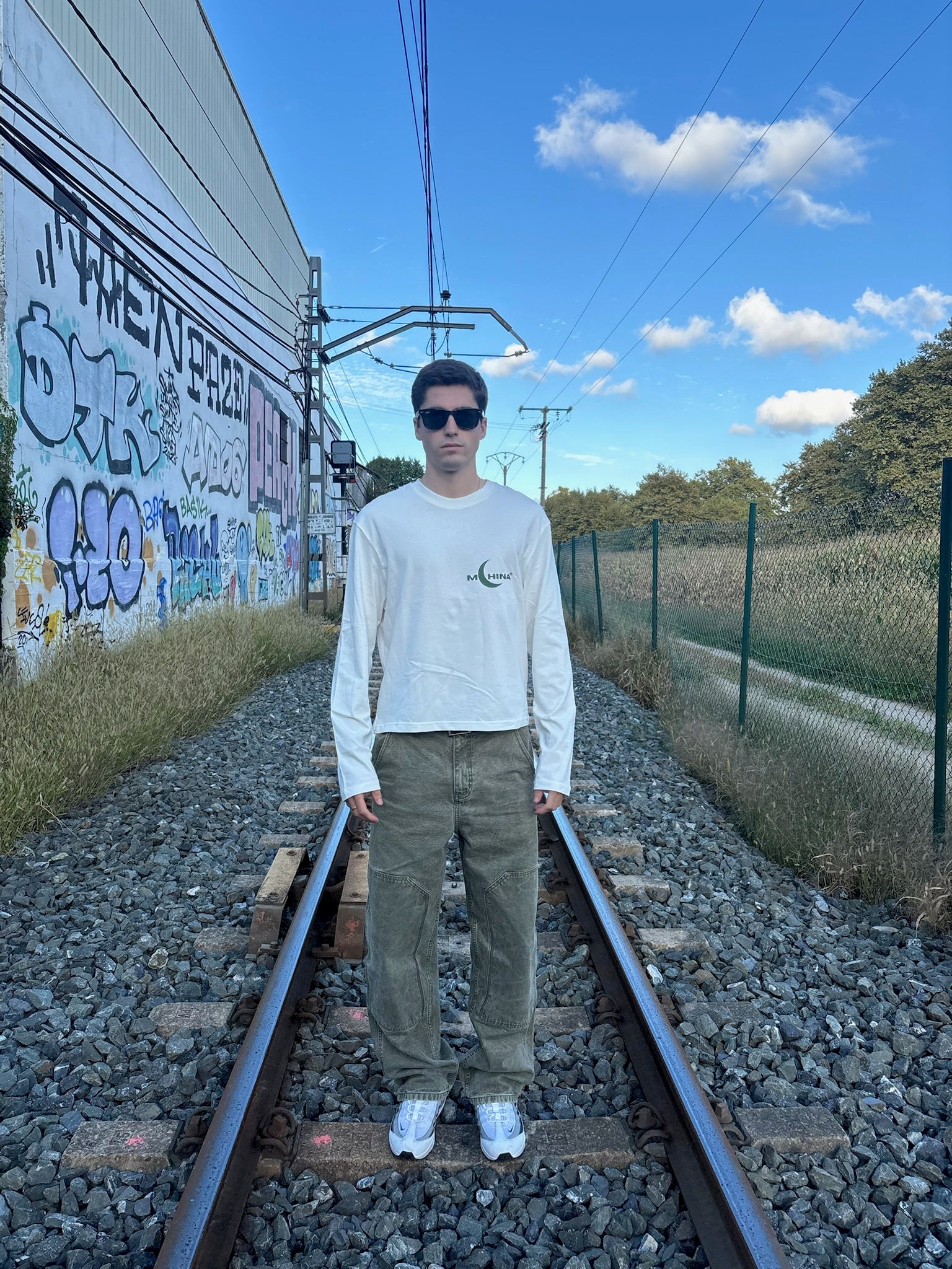 DOM MAHINA LONGSLEEVE