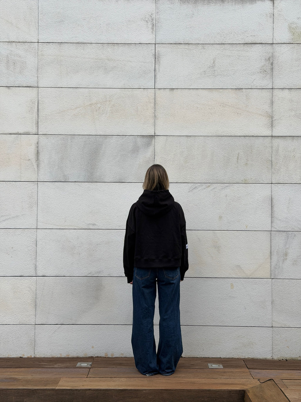 LE VARSITY NOIR HOODIE