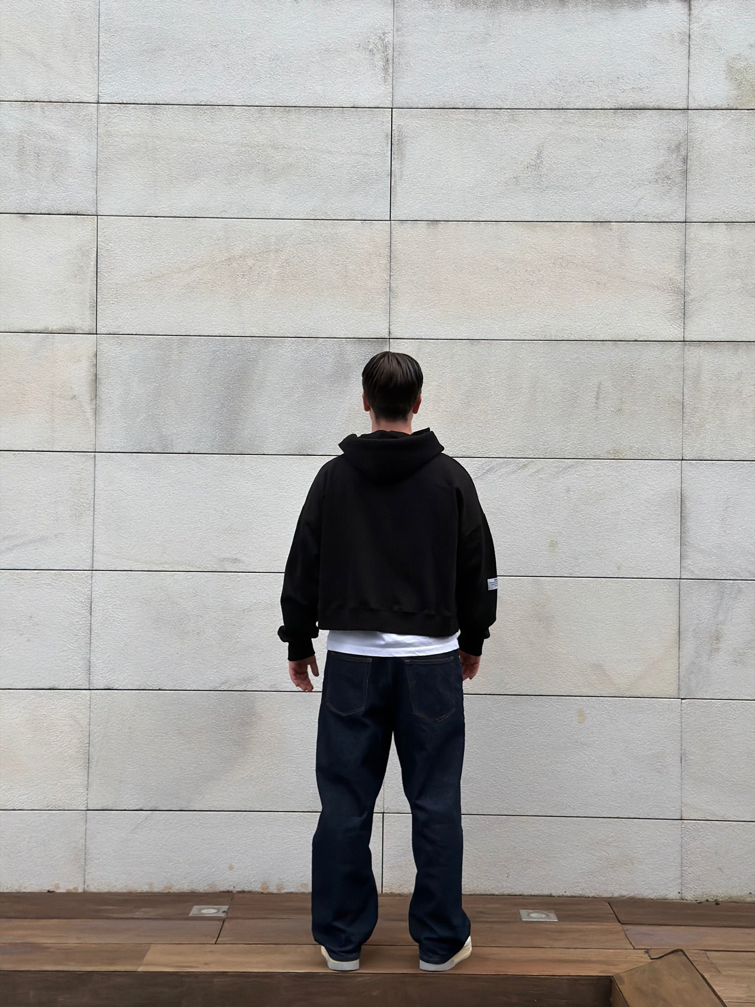 LE VARSITY NOIR HOODIE