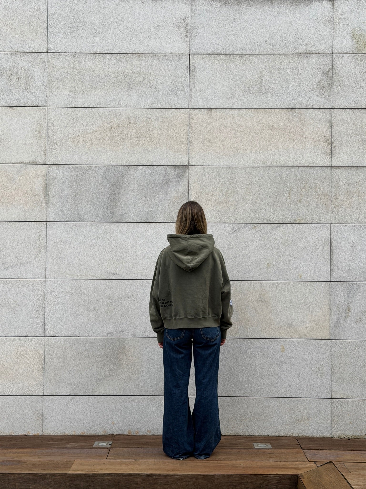 LE MANIFESTE OLIVE HOODIE