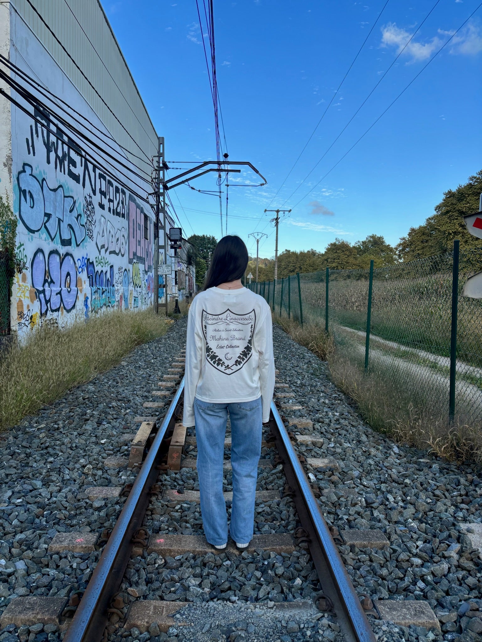 DOM MAHINA LONGSLEEVE